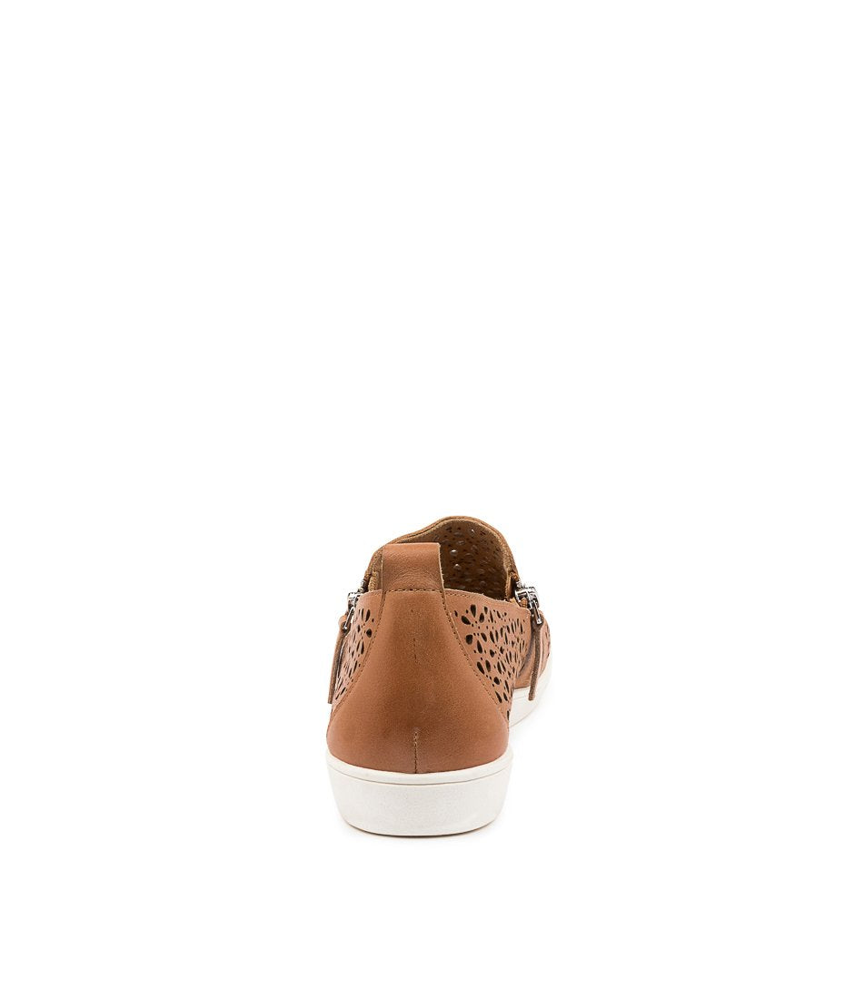 Brown Ziera Dixon (Extra Wide, Adjustable Fit) Women Sneakers | Z-591473